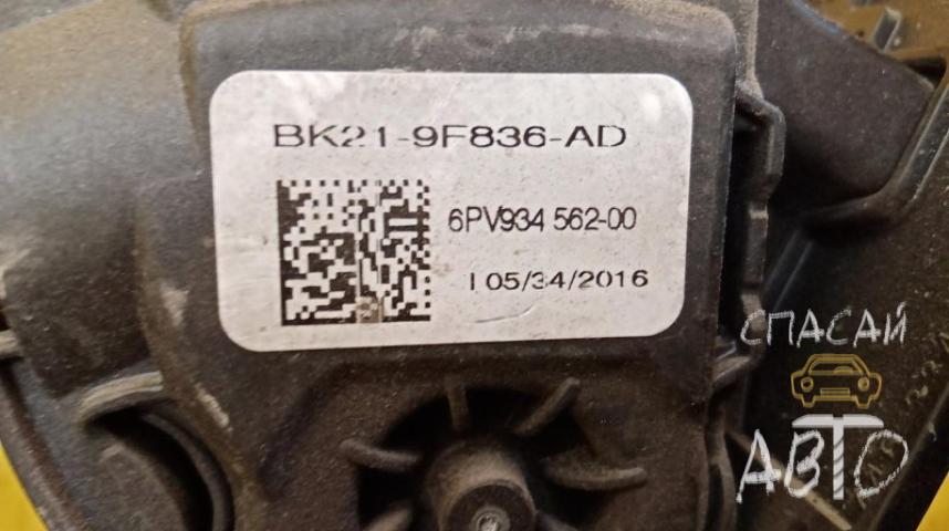 Ford Transit Педаль газа