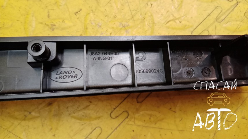 Land Rover Range Rover Velar Накладка декоративная - OEM LR106965