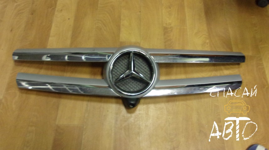 Mercedes-Benz GL-Class X166 Решетка радиатора - OEM A1668800285