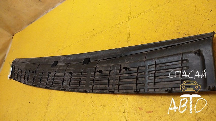 Toyota Land Cruiser (200) Накладка заднего бампера - OEM 5216260040