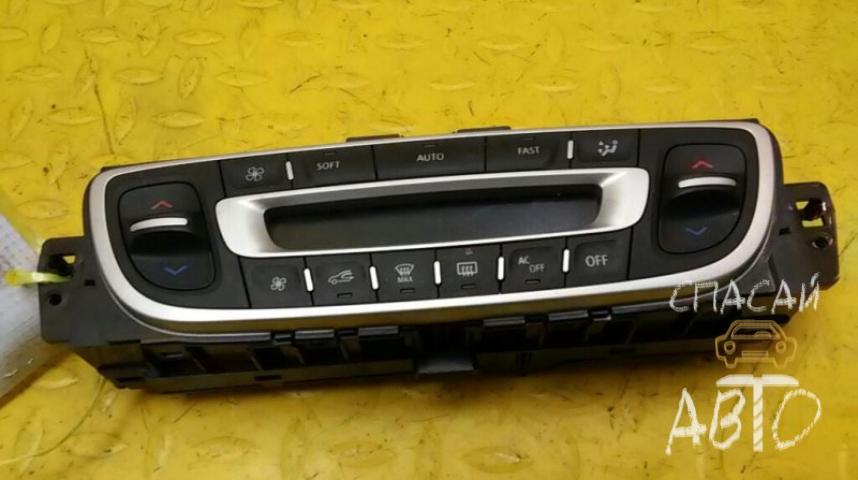Renault Fluence Блок управления климатической установкой