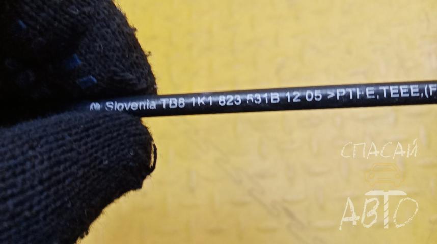 Volkswagen Golf V Трос открывания капота