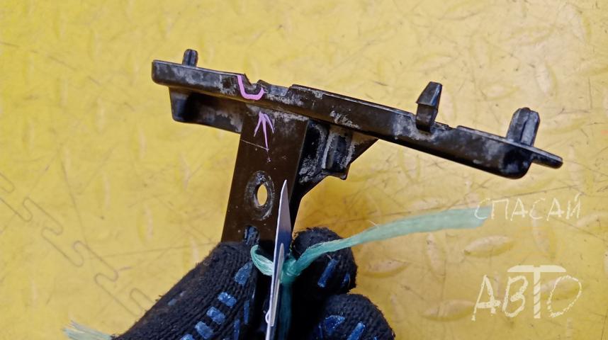 BMW X6 G06 Направляющая переднего бампера