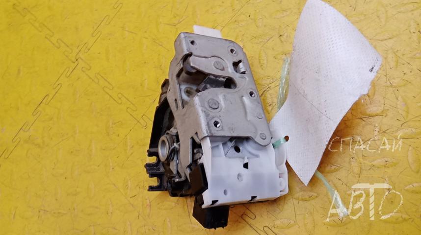 Ford Mondeo III (GE) Замок двери задней правой