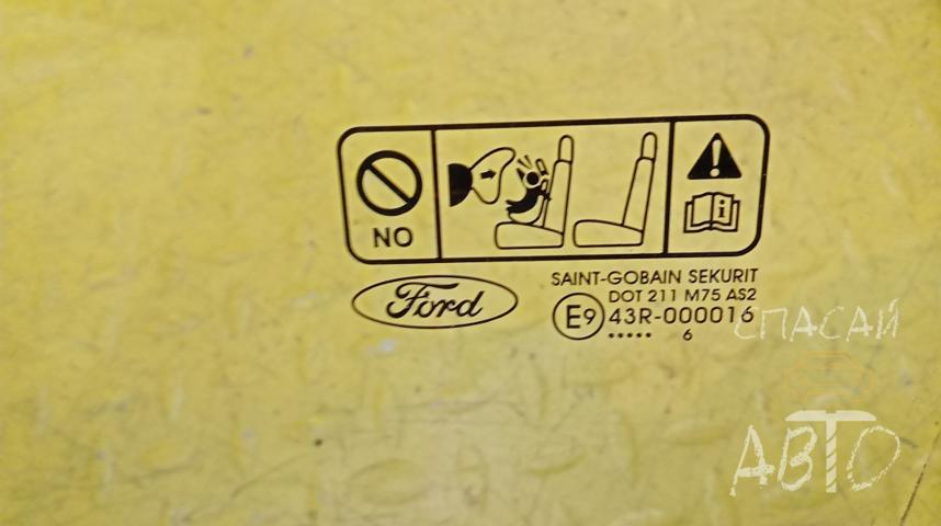 Ford Focus II Стекло двери передней левой