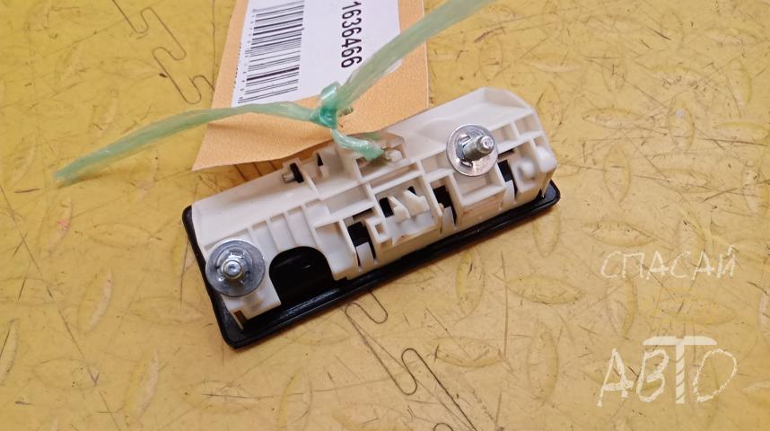 Volkswagen Tiguan Кнопка многофункциональная