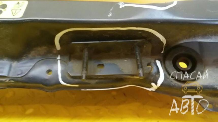 Nissan Note (E11) Панель передняя