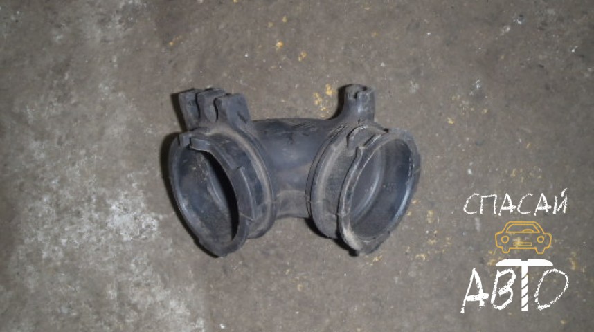 Mazda 3 (BK) Патрубок  - OEM ZJ0113221A